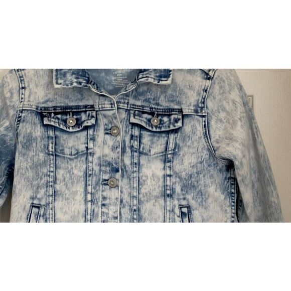 Denim Wash Jean Jacket (Youth 10-12) - Picture 4 of 5